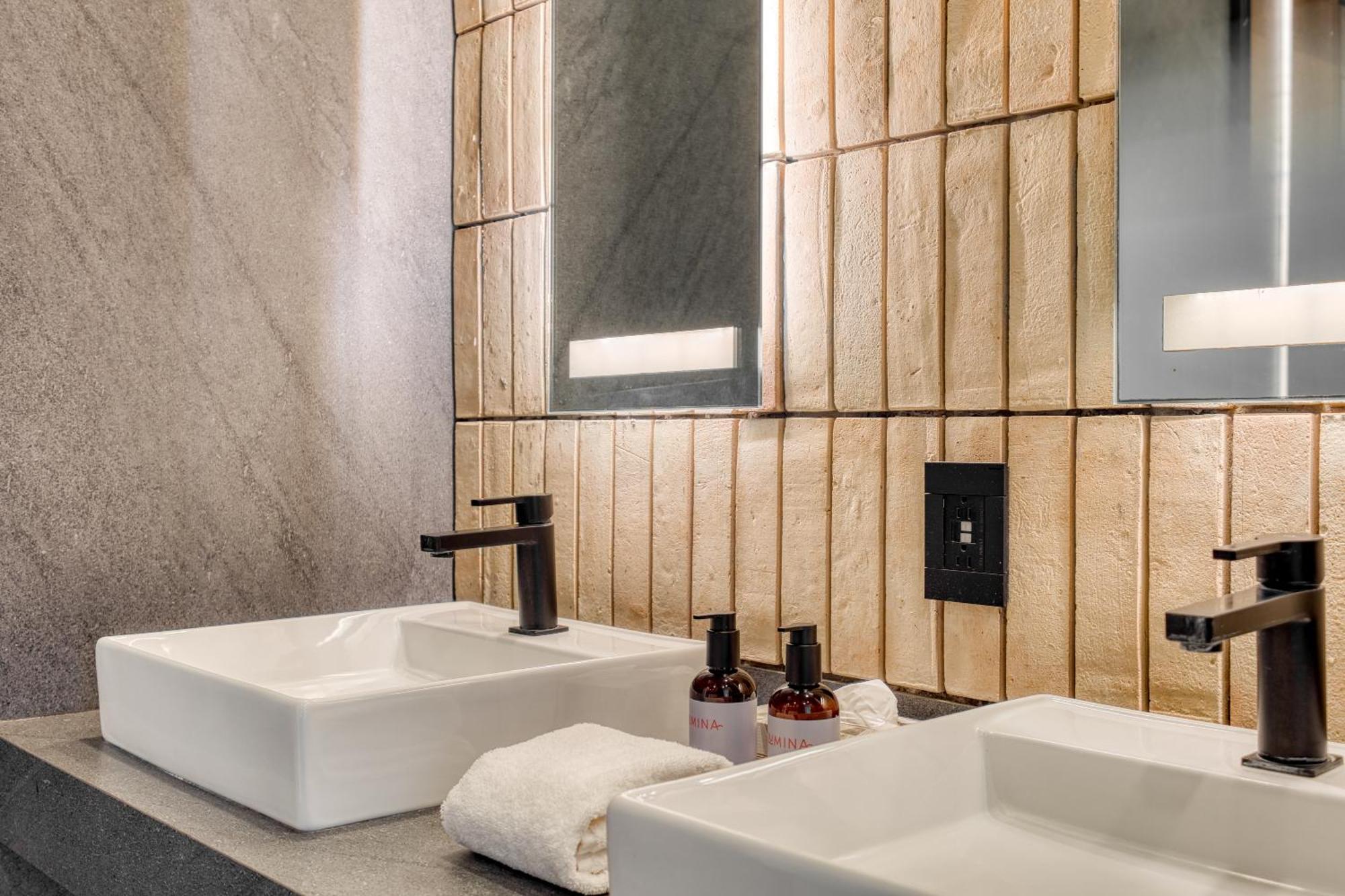 Boga By Lumina Hotel
